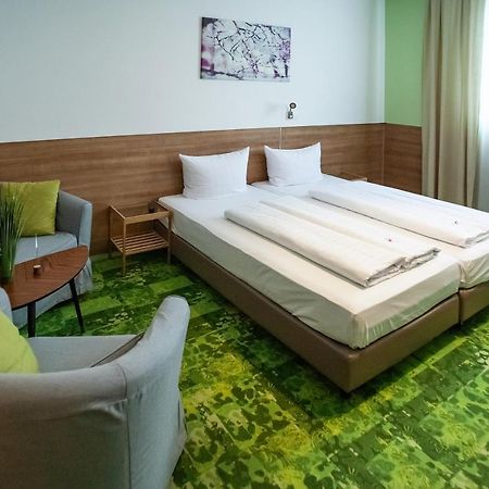 Come Inn Λάντσχουτ Εξωτερικό φωτογραφία